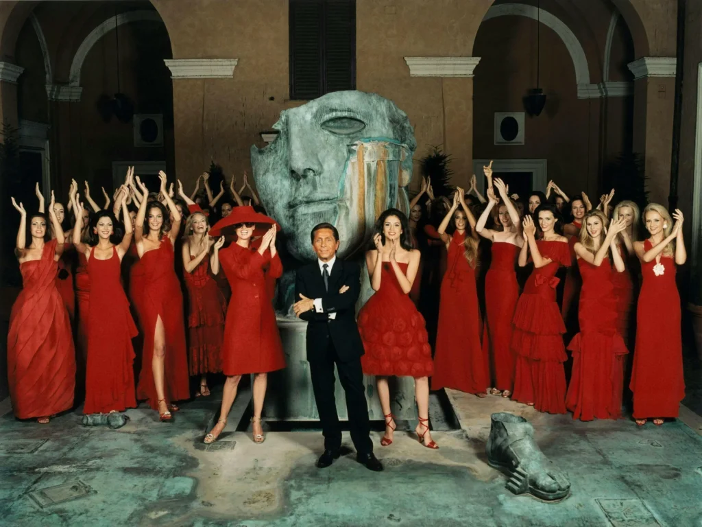 Valentino Garavani nos deixa aos 93 anos