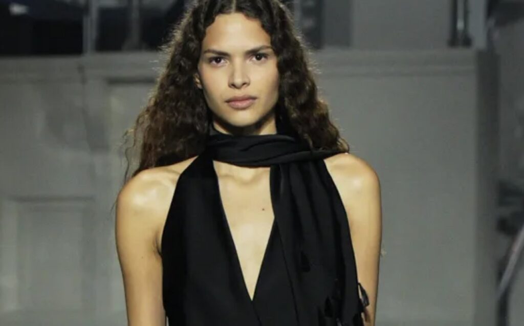 Modelo alagoana Angel Galego desfila para Burberry na London Fashion Week e afirma: “Quero representar o povo nordestino”