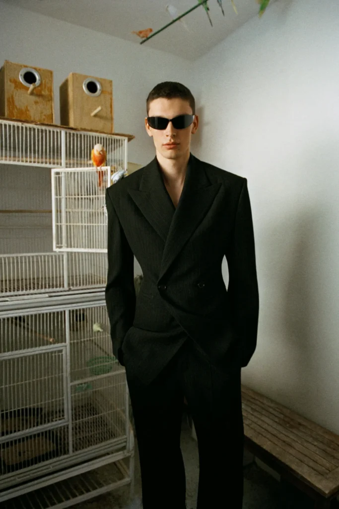 Saint Laurent apresenta campanha masculina de Outono 2026 estrelada por Austin Butler
