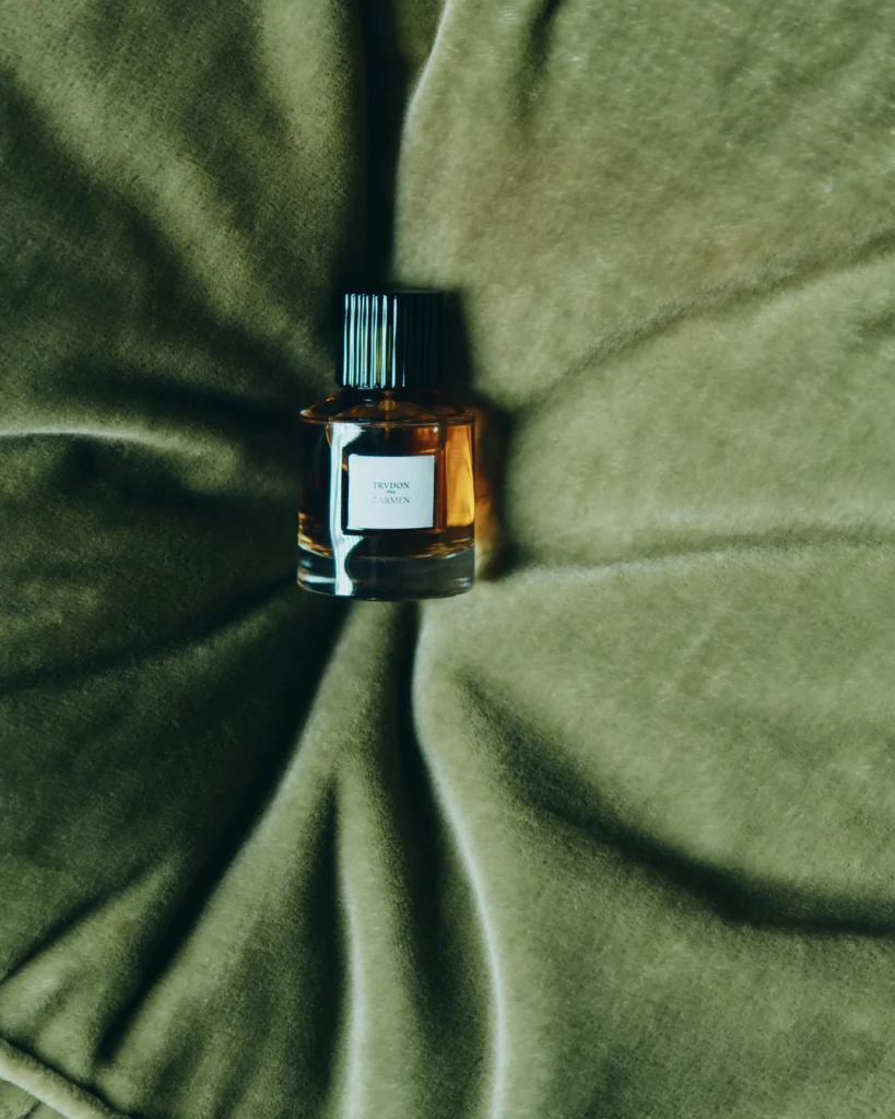 Trudon apresenta Carmen, nova fragrância inspirada na paixão e no mistério da ópera